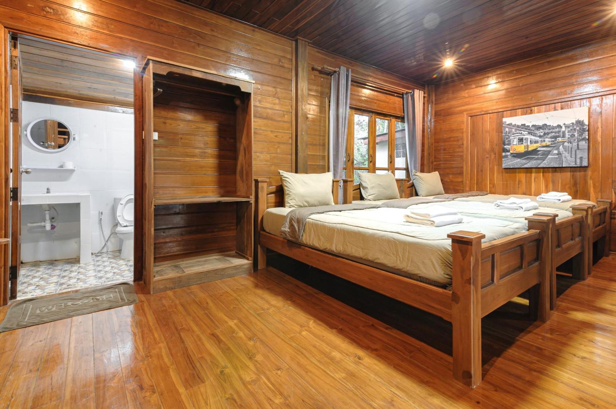 Denchai City Resort เด่นชัยซิตี้ รีสอร์ท Phrae Exterior photo