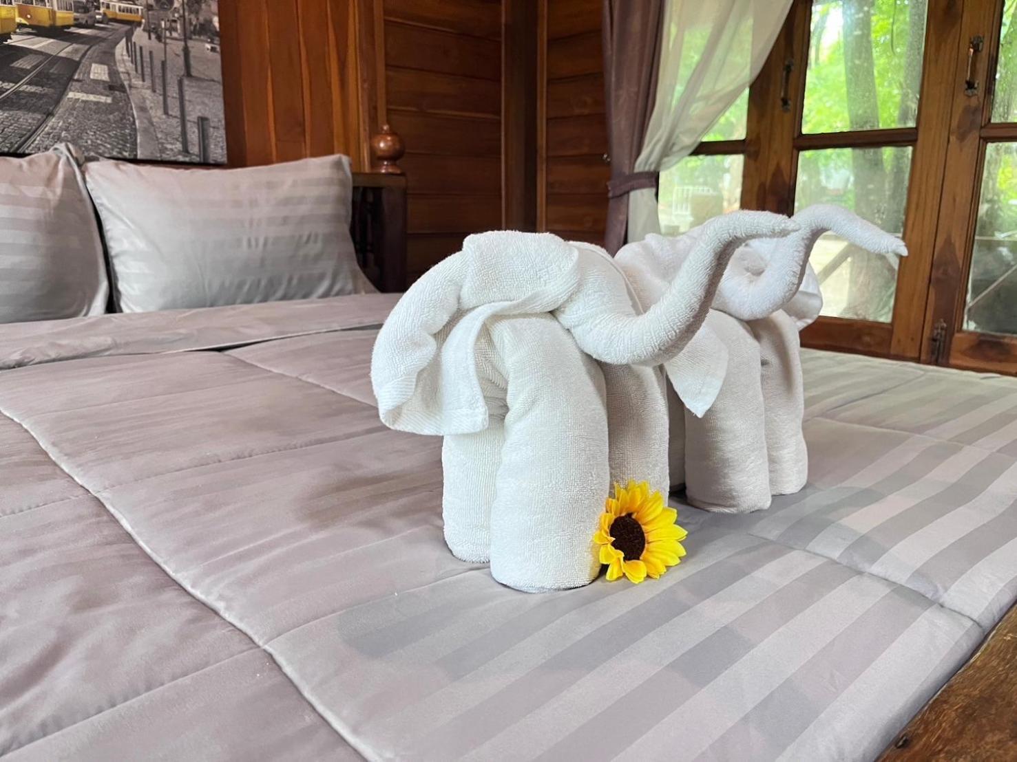 Denchai City Resort เด่นชัยซิตี้ รีสอร์ท Phrae Exterior photo
